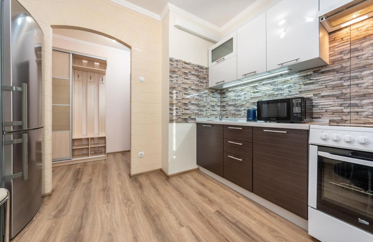 Appartement Осокорки Русовой 3 à Kiev Extérieur photo
