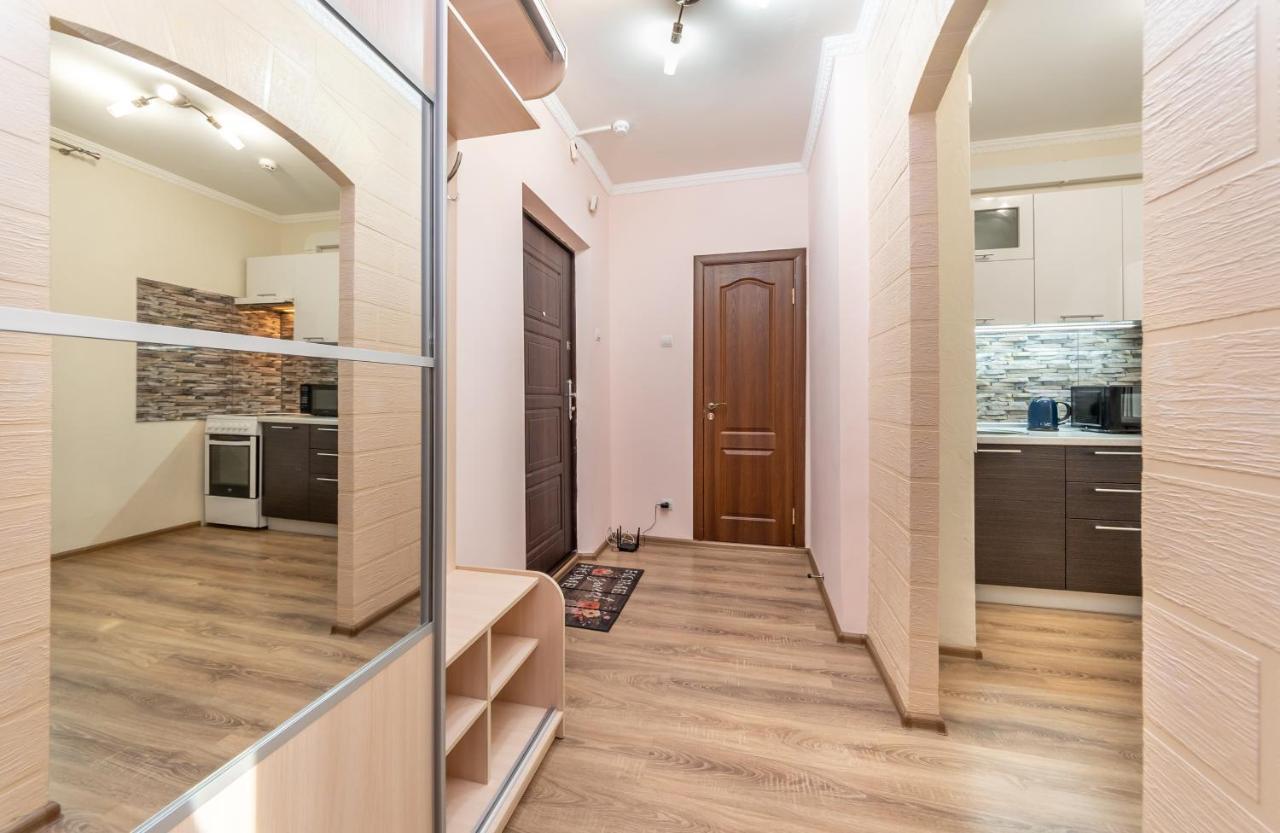 Appartement Осокорки Русовой 3 à Kiev Extérieur photo
