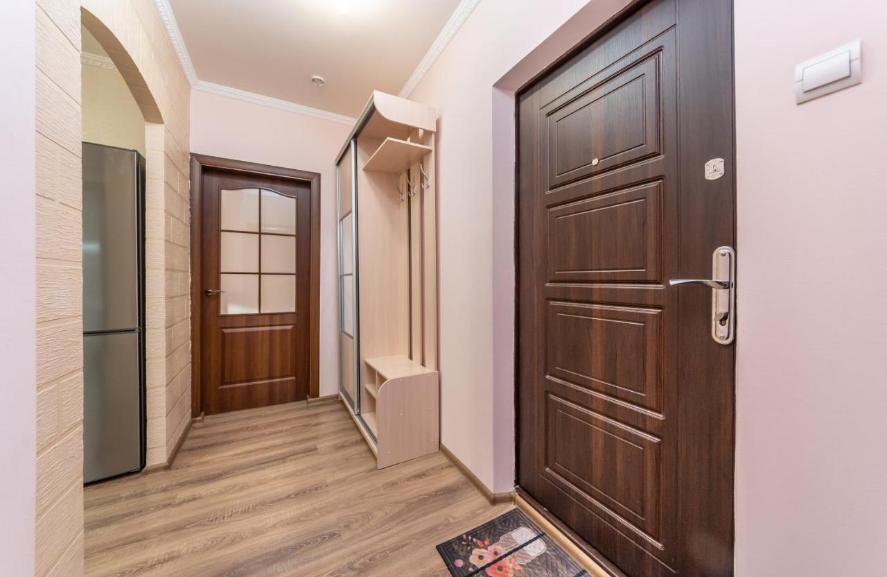 Appartement Осокорки Русовой 3 à Kiev Extérieur photo